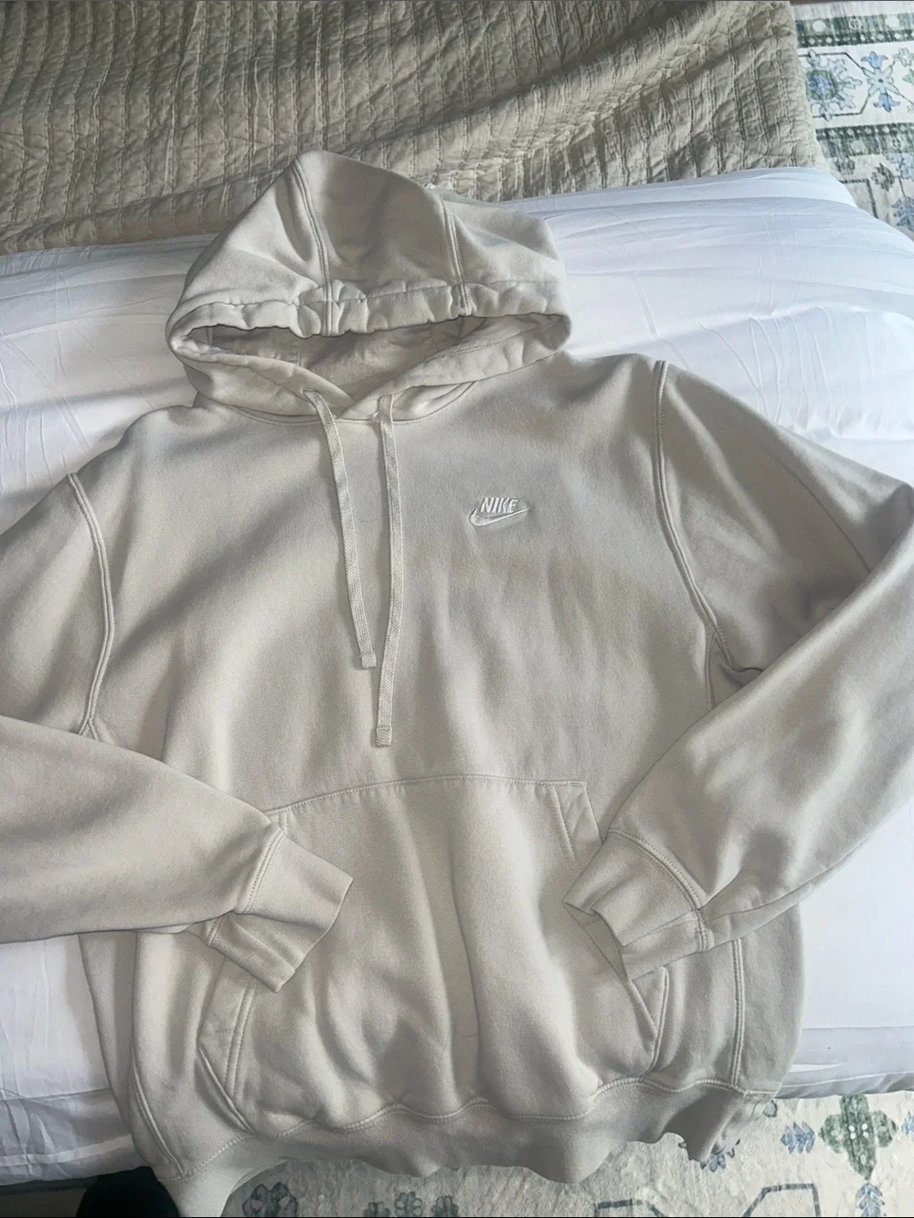 Nike Men’s Cream Pullover Hoodie